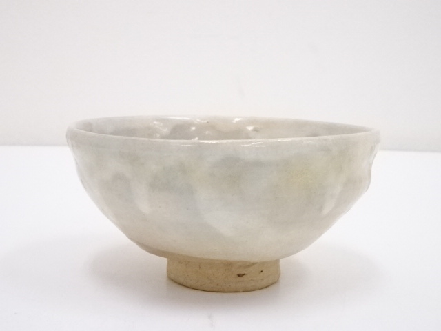 作家物　粉引茶碗